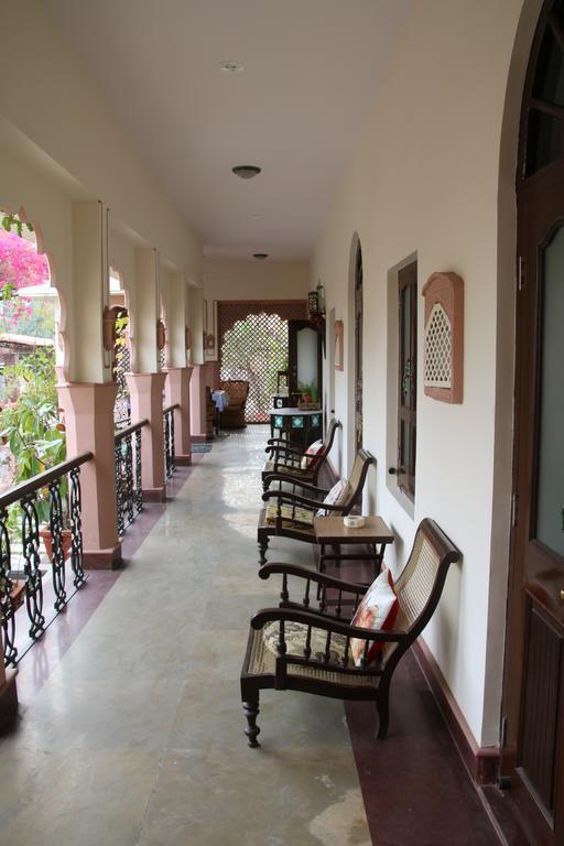 Badnor House - The Heritage Homestay Аджмер Номер фото